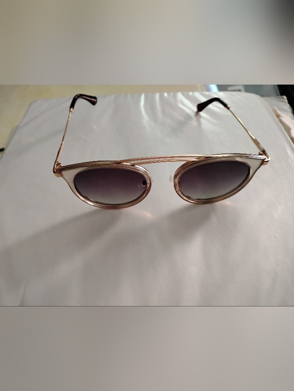 Prive Reveaux Women’s Double-Bridge Round Sunglasses And Cleaning Cloth